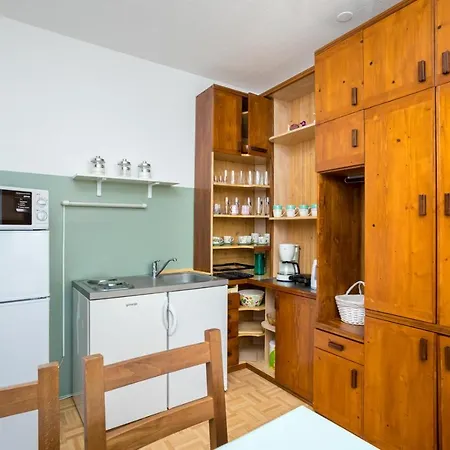 Jakovac By El-pi Tours * نجيفيش