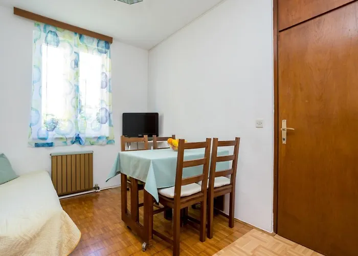 Jakovac By El-pi Tours *