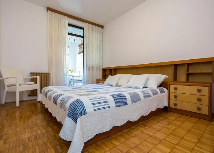 Apartment Jakovac By El-pi Tours