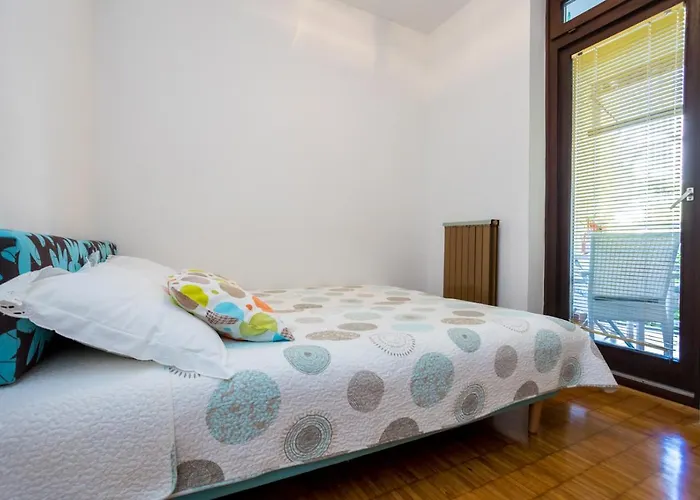 Jakovac By El-pi Tours Njivice