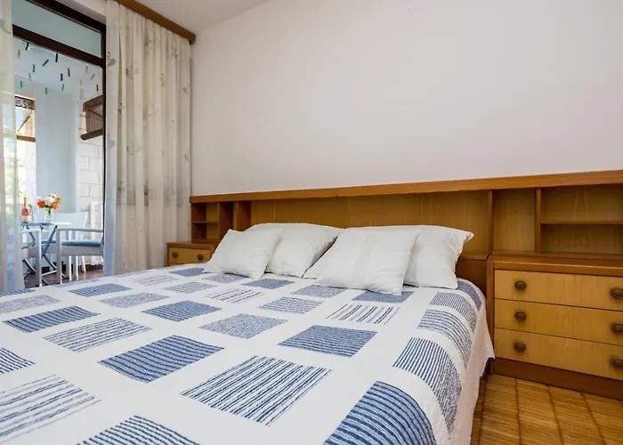 Jakovac By El-pi Tours Apartment *