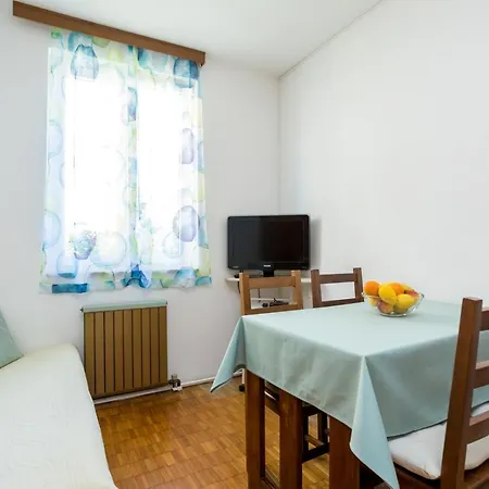 Jakovac By El-pi Tours Apartmán *