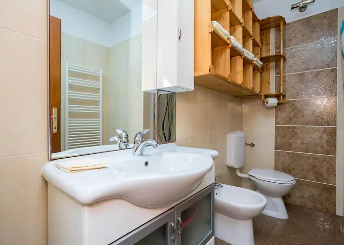 Jakovac By El-pi Tours *